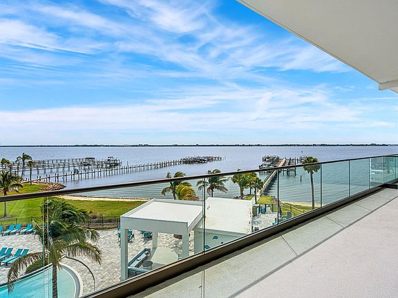 3rd image of 225 Strand Dr #404