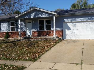 29 Joan Dr, Saint Peters, MO 63376