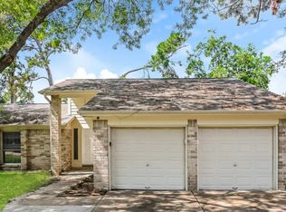938 N Rock Dr, Houston, TX 77073