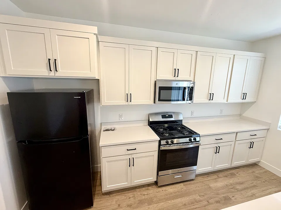 564 W 1860 N #1