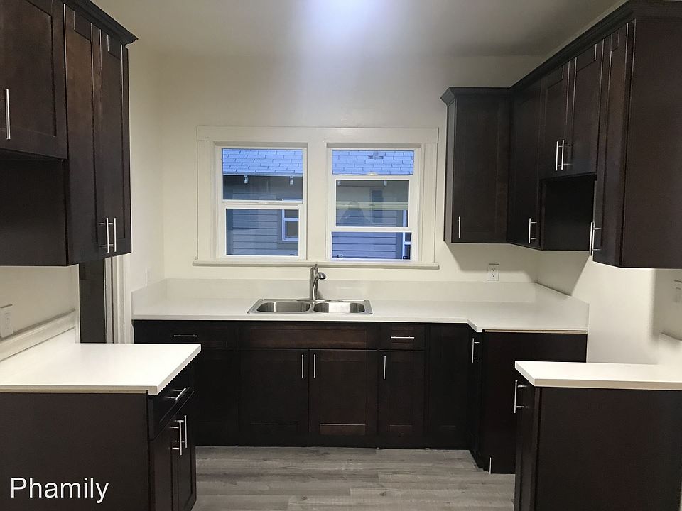 1st image of 265 E Villa St