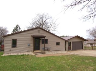 1350 N Cedar St, Richland Center, WI 53581