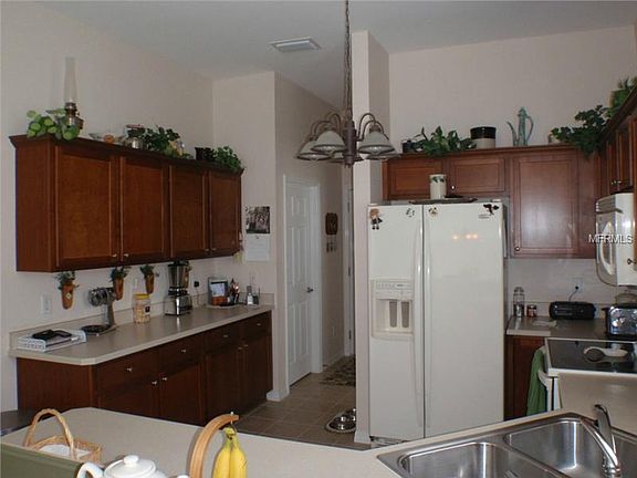 5th image of 17444 SE 121st Cir