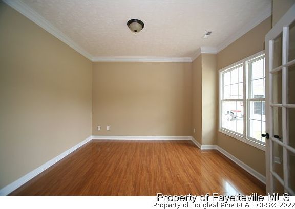 3rd image of 380 Stansbury L48bh Dr