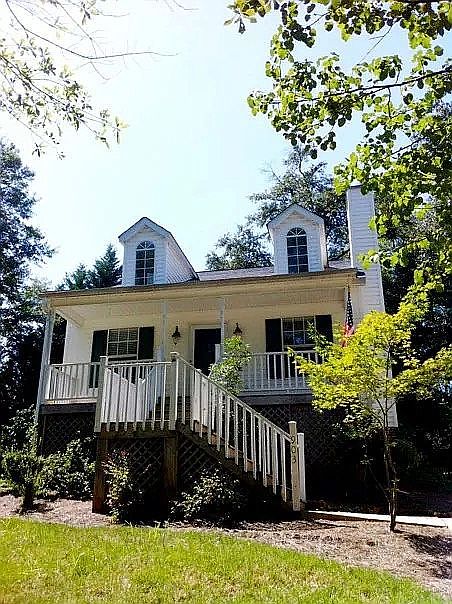 1st image of 903 Townes St