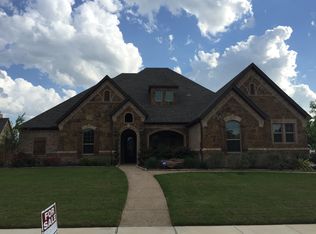 303 Summer Dr, Haslet, TX 76052