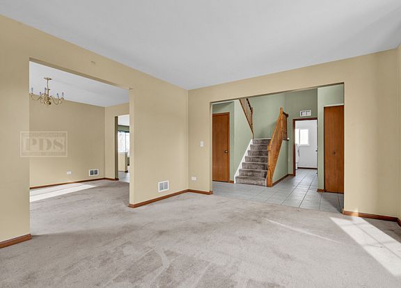 4th image of 161 N Orchard Dr