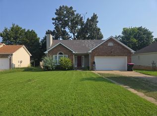 415 Cyprus Ct, Clarksville, TN 37040