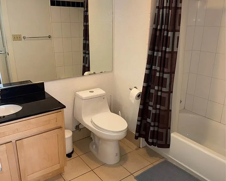 2407 Telegraph Ave #206 — Photo 8
