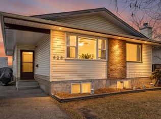 628 W Cantrell Dr SW, Calgary, AB T2W 1W7