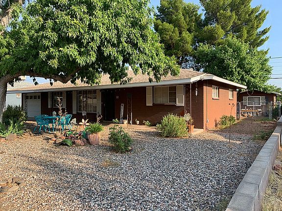 2nd image of 504 W Gila St