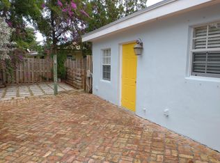 1960 Doffer Ln, North Palm Beach, FL 33408