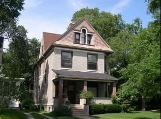 1203 Lee St APT 2, Evanston, IL 60202