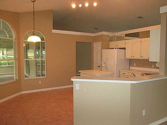 5th image of 33449 Lake Bend Cir
