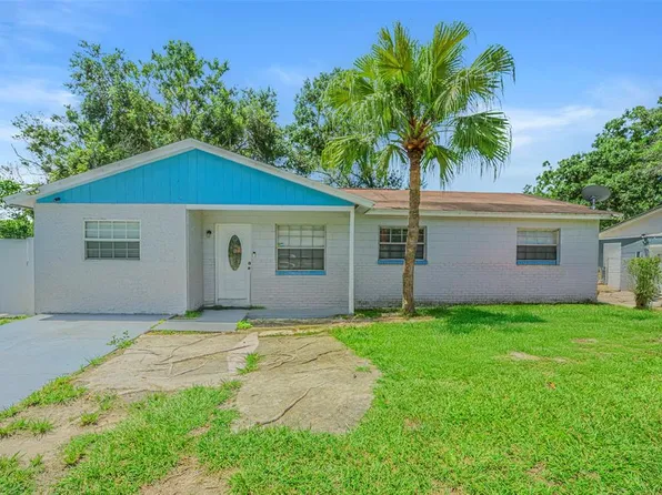 7009 Sandhurst Dr, Tampa, FL 33619