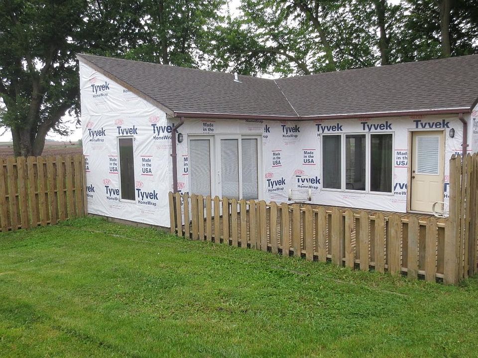 1st image of 811 E Shore Dr