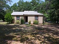 2nd image of 417 Glover Dr