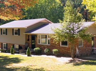 1310 White Bluff Rd, White Bluff, TN 37187