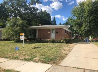 927 Woodlawn Ave, Royal Oak, MI