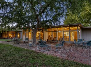 5646 E Park Circle Dr, Fresno, CA