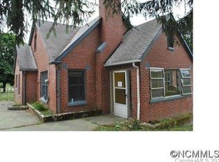 118 N Main St, Canton, NC 28716