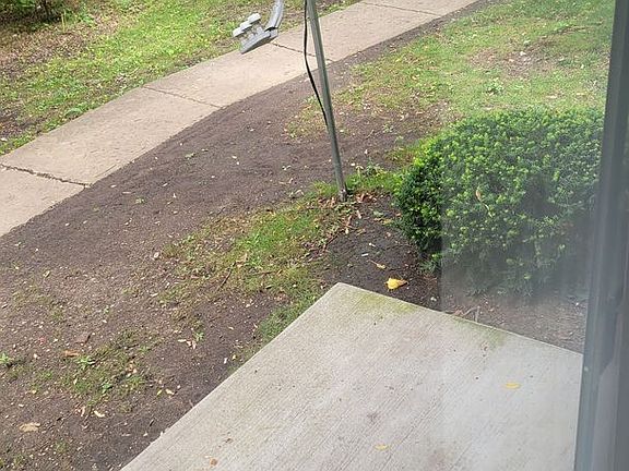 3rd image of 1530 Crimson Ln APT 1A