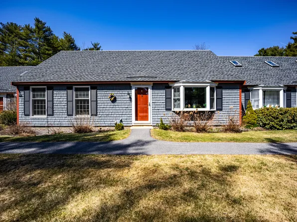 70 Ward Circle #70, Brunswick, ME 04011