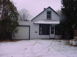 702 14th St, Cloquet, MN 55720
