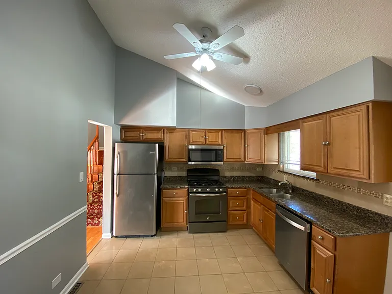 1403 N Sauk Ln — Photo 8