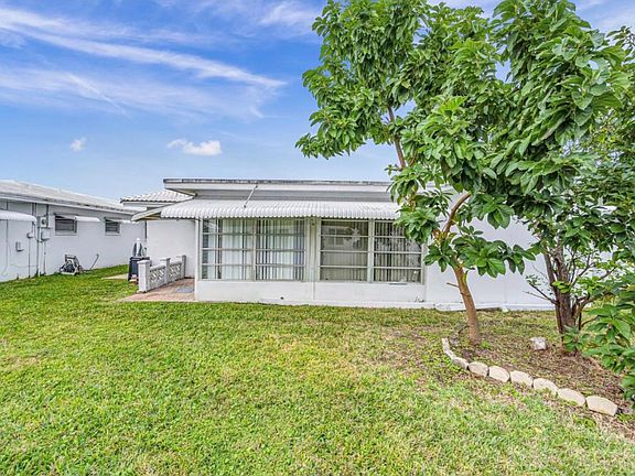 3rd image of 8106 NW 59th Court