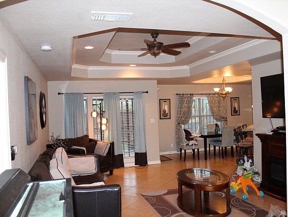5th image of 6725 Stone Oak Dr