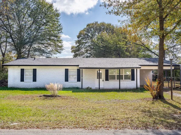 (undisclosed Address), Jefferson, TX 75657