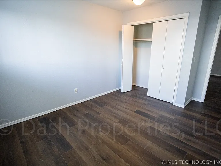 5104 S 75th East Ave — Photo 51