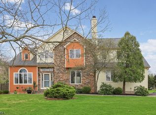 1 Eger Ln, Hillsborough, NJ 08844