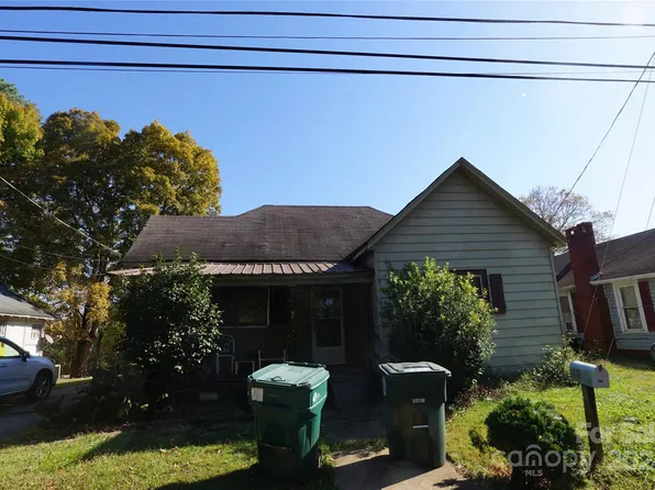 221 N Davis Ave, Newton, NC 28658