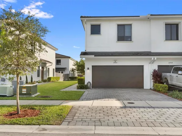 10930 SW 235th St #10930, Homestead, FL 33032