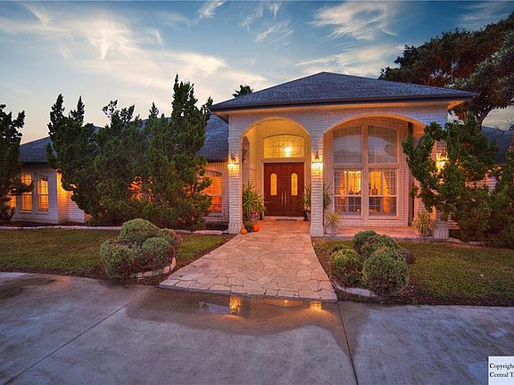 5th image of 252 Windwood Cir