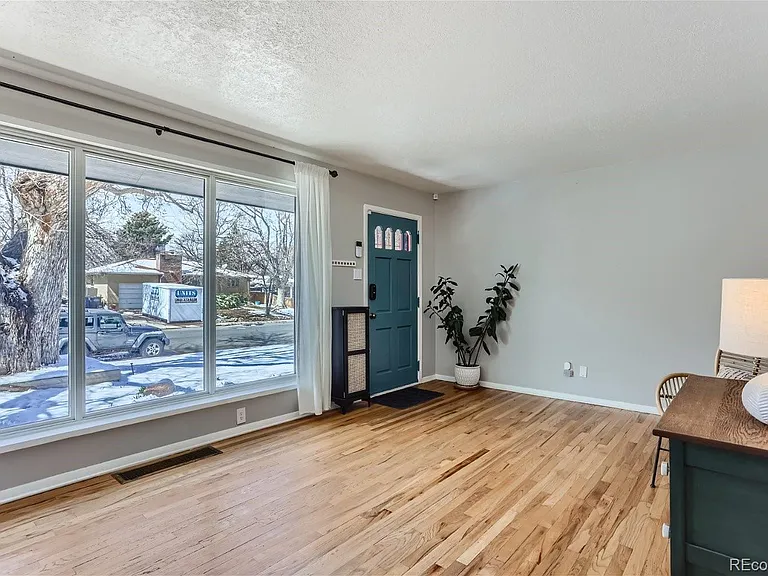 1280 S Eudora St — Photo 4