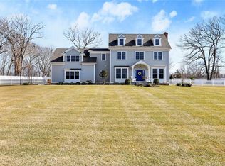 1 Rosa Ln, Shelton, CT 06484