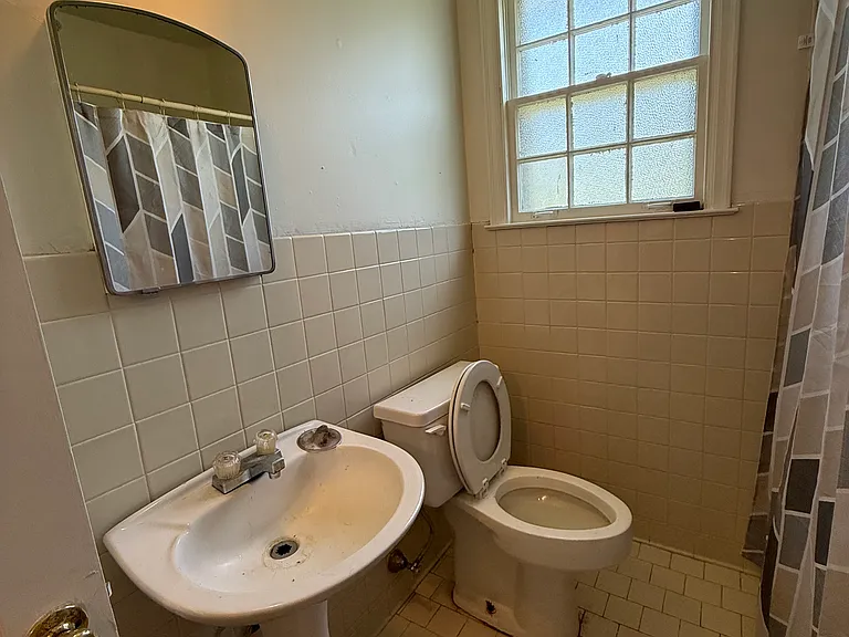 2804 Miller Ave — Photo 10