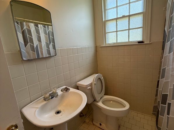 2804 Miller Ave, Natchez, MS 39120