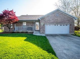 3210 Creekwood Ct, New Albany, IN 47150
