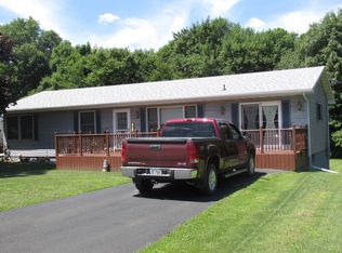 527 S Reed St, Sheffield, IL 61361