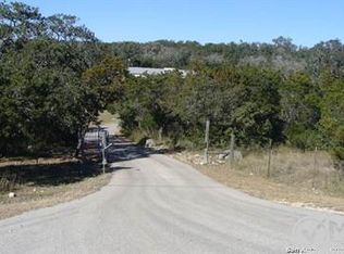 466 County Road 2651, Rio Medina, TX 78066
