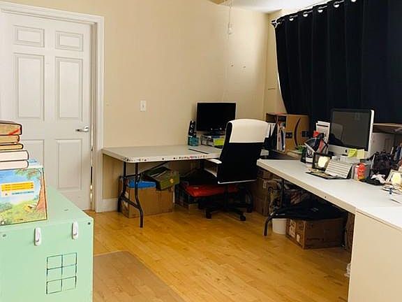 5th image of 110 Cypress St Unit 304
