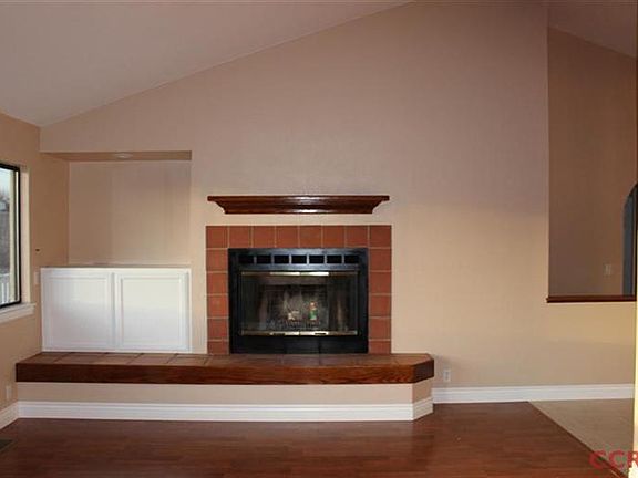 4th image of 1014 Vista Grande St
