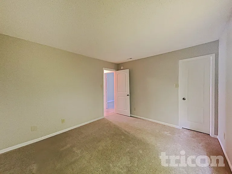 7921 Crackling Ln — Photo 10