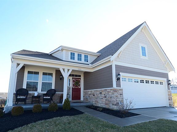 3rd image of 1321 Woodlawn Ct