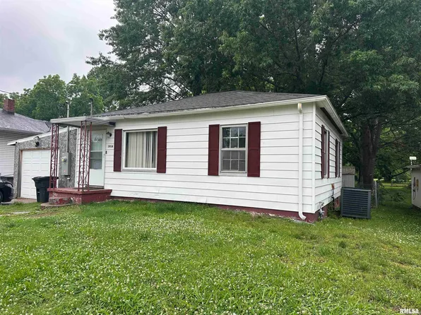 1914 Illinois Ave, Murphysboro, IL 62966