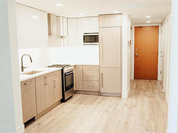 5th image of 1588 Ellis St #1003